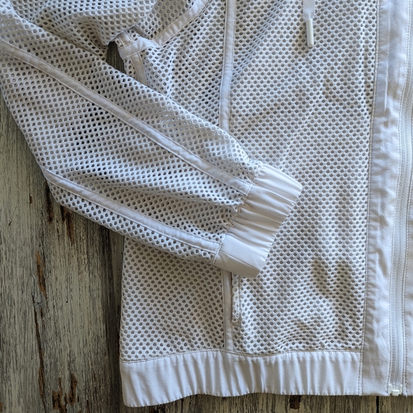 Lululemon Mesh on Mesh Jacket White Women's Medium - Picture 6 of 7